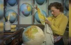In 1955 werden globes zo gemaakt: simpelweg fascinerend!
