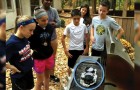 Un groupe de jeunes invente une méthode pour recycler le polystyrène