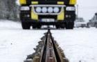 La Suède inaugure la première route qui recharge les véhicules électriques pendant qu'ils la parcourent