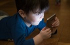 Kinder, die dem Bildschirm des Smartphones ausgesetzt sind, haben ein größeres Risiko, Sprachverzögerungen zu entwickeln.