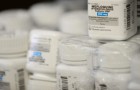 Contro i rincari delle case farmaceutiche, 250 ospedali in USA hanno iniziato a prodursi i farmaci da soli