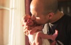 Smettiamo di baciare i neonati: anche un semplice bacio può essere molto pericoloso