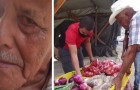 En gammal gatuförsäljare gråter av lycka när en grupp volontärer köper alla hans varor för att stötta honom