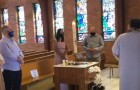 Een priester jaagt een autistisch kind de kerk uit tijdens de doopdienst omdat hij “teveel kabaal” maakte