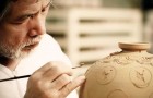 Admirez le sublime processus de création de ces maîtres artisans 