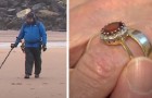 A man finds an old woman's engagement ring thanks to the metal detector: it was stolen 33 years ago