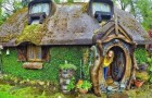 Un fan de “Il signore degli anelli” costruisce la casa dei suoi sogni in perfetto stile hobbit