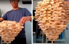 Il empile plus de 1 500 blocs Jenga sur une seule brique : il a battu son propre record du monde