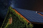 I ricercatori sviluppano i pannelli “anti-solari” in grado di generare energia anche la notte