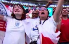 Si finge malata per andare a vedere la partita degli Europei: il capo la vede in tv e la licenzia