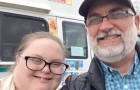 Compra un camion dei gelati per fare lavorare i suoi due figli con la sindrome di Down