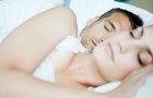 Ehefrau und Ehemann schlafen seit 7 Jahren in getrennten Betten: 