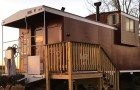 Vater und Tochter verwandeln eine alte Lokomotive in ein gemütliches Zuhause: Sie vermieten sie auf Airbnb