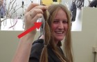 Eine Frau entscheidet sich dazu, ihre Haare zu spenden: Was dann passiert, ist unbezahlbar