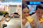 Sie feiert ihre Hochzeit, indem sie in ihrem weißen Kleid ihre Lieblingspizza essen geht