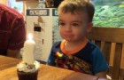 Il bambino non riesce a spegnere la candela: ciò che fa suo padre è ingegnoso e DOLCISSIMO