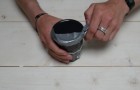 Comment ouvrir le couvercle d'un bocal en verre avec le ruban adhésif en toute facilité