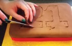 Começa cortando uma torta de chocolate: veja uma decoração que as crianças vão adorar!