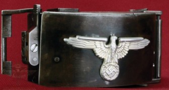 Een riem die een vuurwapen verbergt: een geavanceerd artefact uit de Tweede Wereldoorlog
