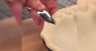 Ideas for decorative pie crust edges!