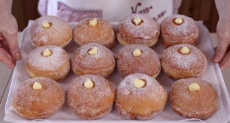 Delicious Italian pastry -- Bomboloni made at home!