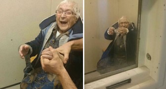 Une femme de 99 ans se rend à la police: les agents ne peuvent que satisfaire sa demande!