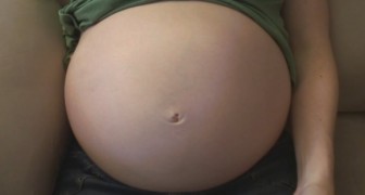 Baby moving inside the mother's belly at 37 weeks !