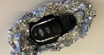 Security experts advise wrapping your electronic car keys in aluminum foil to avoid car theft