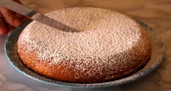 Een cake zonder boter om in een pan te bakken: een zacht en licht dessert voor wie de oven niet aan wil zetten