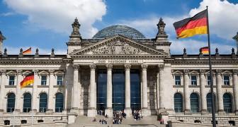 Covid: la Germania taglia lo stipendio ai suoi parlamentari, non accadeva dal dopoguerra