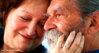 Ett par som varit gifta i 30 år avslöjar för omvärlden att de är homosexuella och att de bara varit tillsammans för att göra sina familjer glada