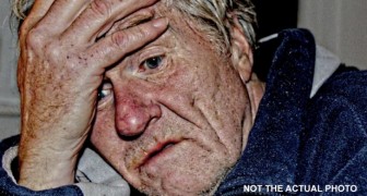 En handikappad man utan pengar ringer desperat polisen: de kör hem mat och ljus