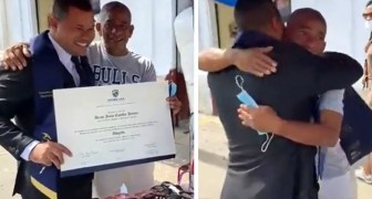 Il dédie son diplôme de droit à son père, un vendeur de rue qui a payé ses études (+VIDEO)