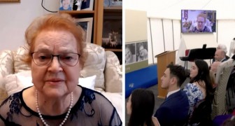 Donna prende parte al suo funerale e risponde alle domande dei presenti grazie alla tecnologia (+VIDEO)