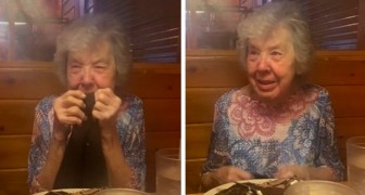 En farmor firar sin 84-års dag på sin favoritrestaurang och blir alldeles rörd när servitriserna gratulerar henne