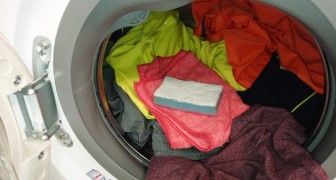 Mit diesen einfachen Tricks werden Sie die Wäscheflusen in der Waschmaschine für immer los