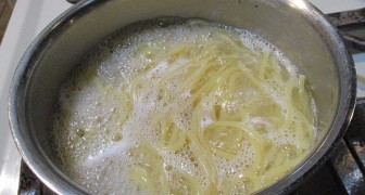 Kookwater van de pasta: ontdek waarom je het niet moet weggooien
