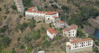 Un intero villaggio spagnolo è in vendita al prezzo di un appartamento