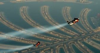 Dos hombres se lanzan por el cielo de Dubai con el jetpack: el VUELO hace contener la respiracion