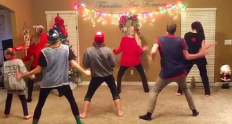 A family gets ready in the living room: as soon as the music starts... watch this !