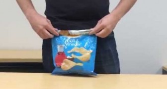 Comment refermer un paquet de chips sans pince à linge... Ingénieux!