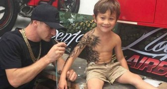 Als mensen zien dat hij kinderen tatoeëert, is iedereen ontzet. Maar er is een verklaring ... en deze is prachtig.