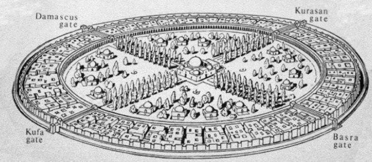 La pianta della città doveva essere circolare in omaggio ad Euclide, padre della geometria!