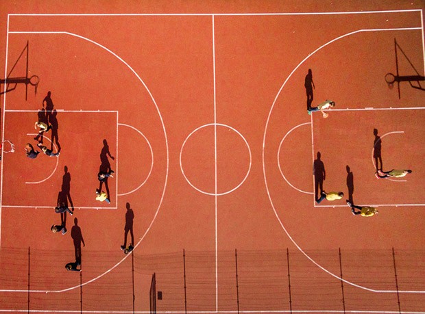 Partita a basket a scuola, Vilnius, Lituania
