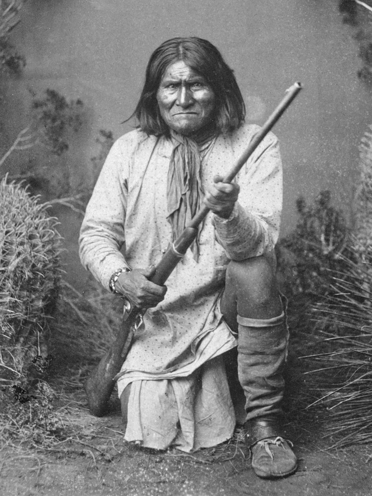 Alors, il a commencé à être appelé Geronimo, peut-être parce que les Mexicains invoquaient le patron Saint Jérôme pour se faire aider.