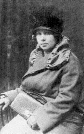 Stanisława Leszczyńska era una levatrice polacca che il 17 aprile del 1943 venne deportata ad Auschwitz insieme alla figlia Sylwia.