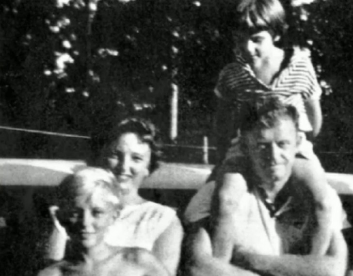Die Familie Duperrault bestand aus Arthur (41 Jahre), Jean (38 Jahre), Brian (14 Jahre), Terry Jo (11 Jahre) und Renée (7 Jahre).