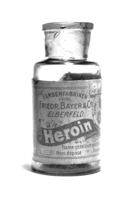 Au début des années 1900, la consommation d'héroïne est comparable à celle de l'aspirine aujourd'hui.