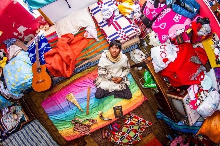13. L'arcobaleno caotico di Marcello, uno studente di 18 anni che risiede a La Paz (Bolivia).
