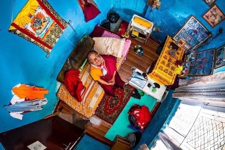 5. La spiritualità di Pema, 22 anni, uno studente buddista e Kathmandu (Nepal).